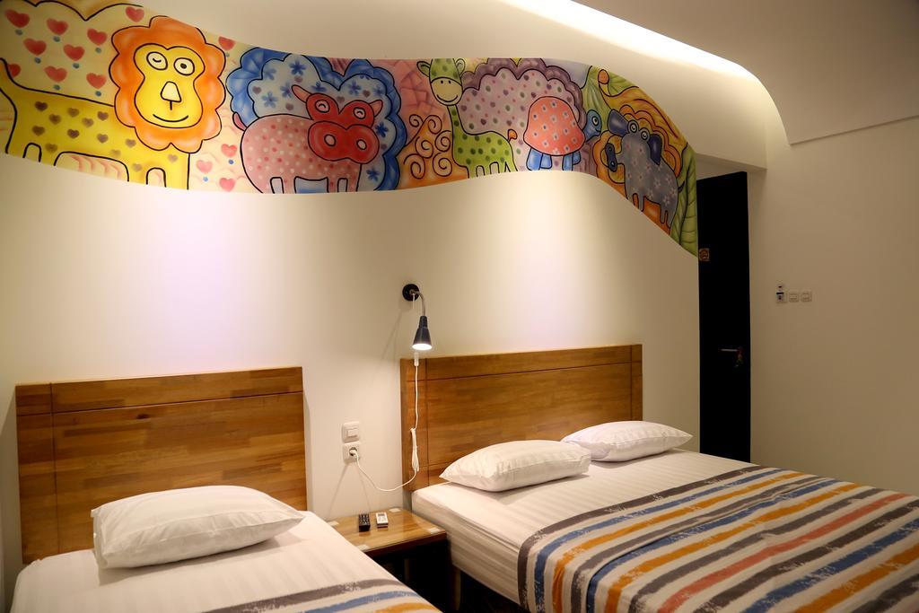 Istanaku Guesthouse 2 Manado Bilik gambar